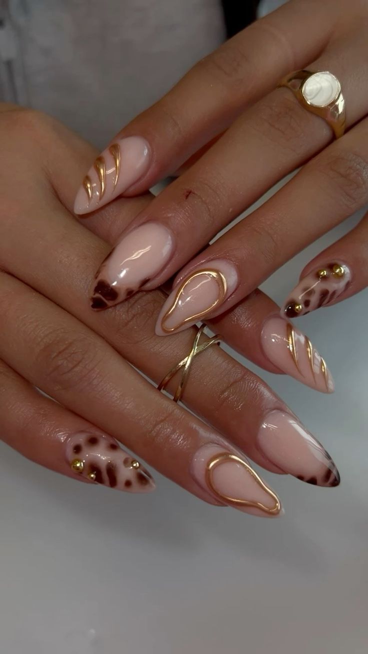 Custom art statement set by Anita in Centurion